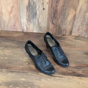 croft & barrow Black Arlie Lace-Up Low Heel Oxfords 8.5         AB152